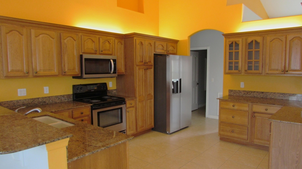 2126 Sw Gailwood Street - Photo 2