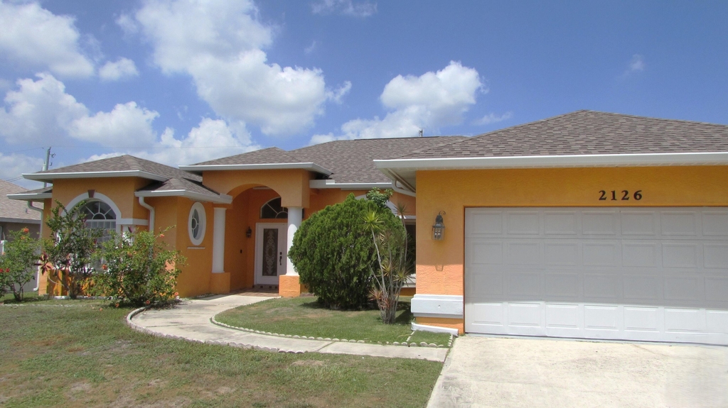 2126 Sw Gailwood Street - Photo 0
