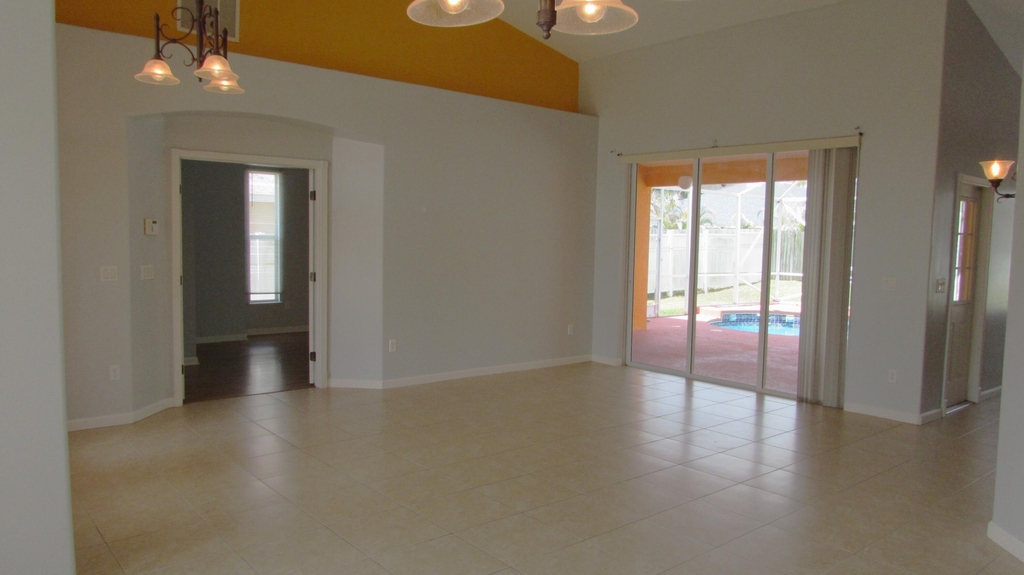 2126 Sw Gailwood Street - Photo 4