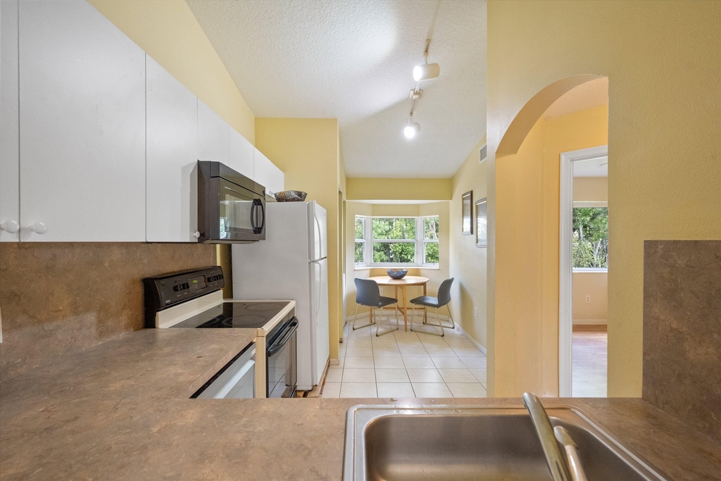 3504 Briar Bay Boulevard - Photo 8