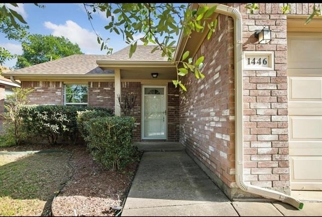 1446 Sax Leigh Drive - Photo 0