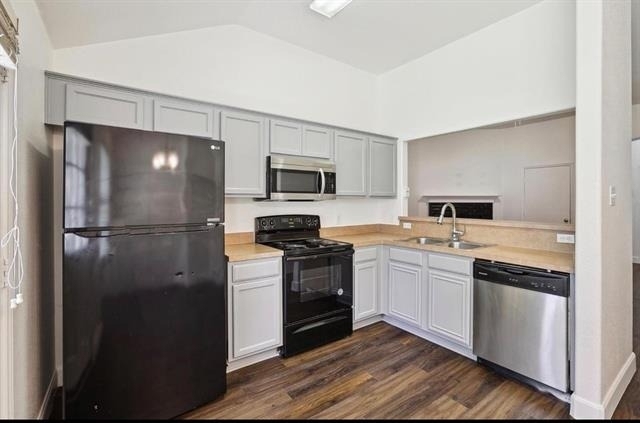 1446 Sax Leigh Drive - Photo 4