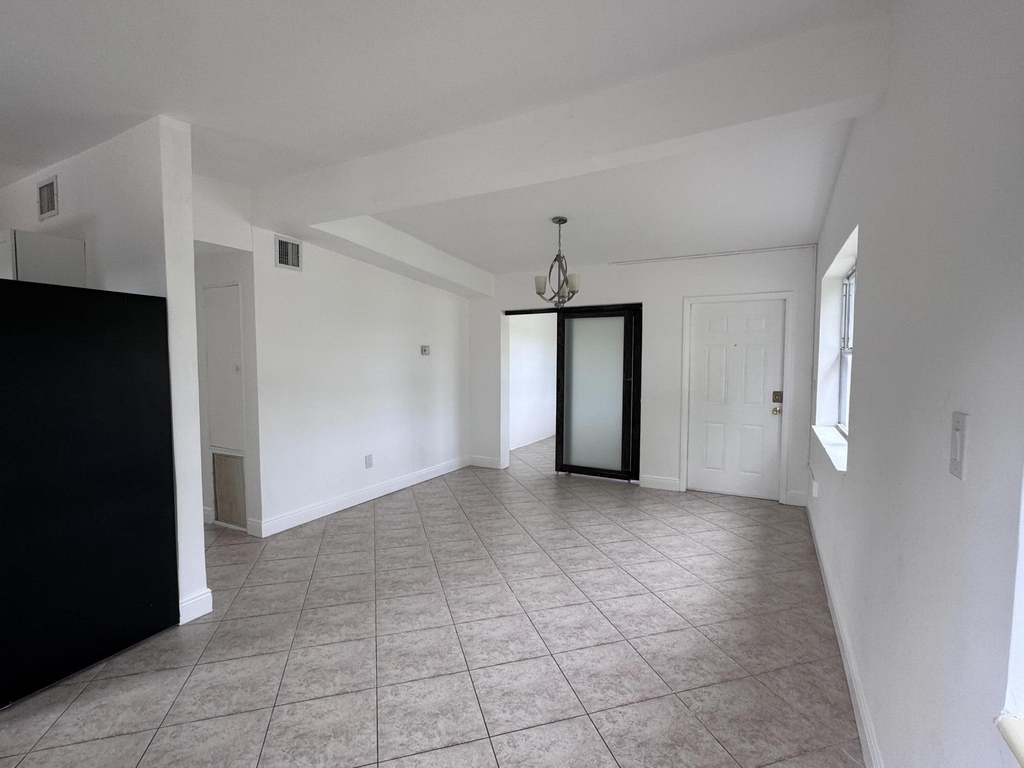 4310 Ne 13th Avenue - Photo 4