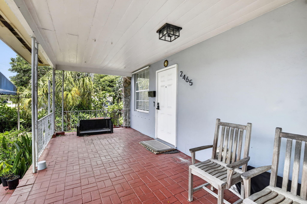 2465 Taylor Street - Photo 4