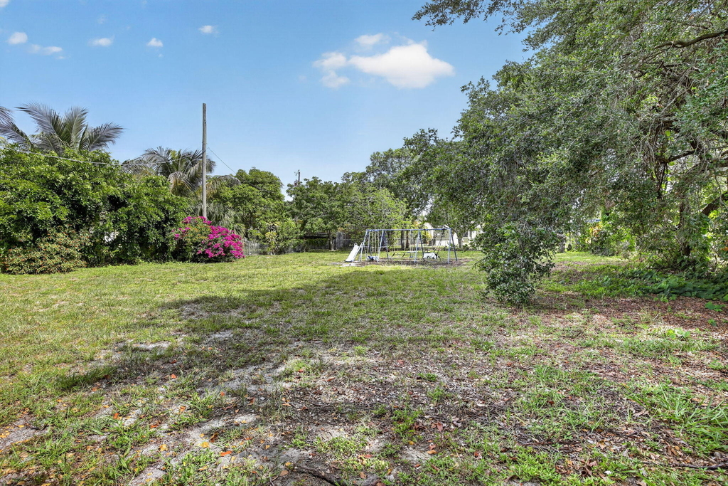 2465 Taylor Street - Photo 30