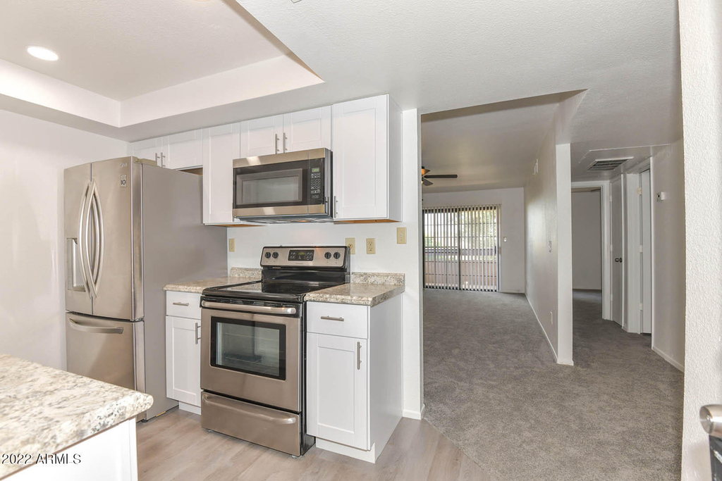 3131 W Cochise Drive - Photo 4