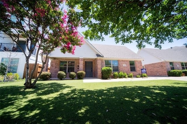 3233 S University Drive - Photo 0
