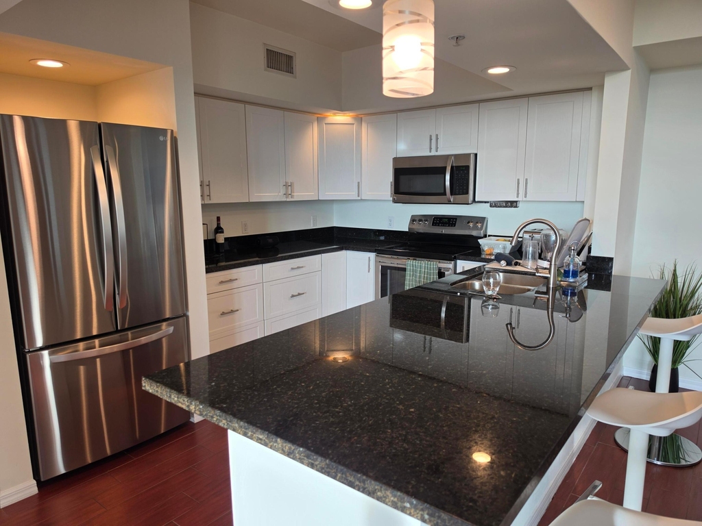 110 N Federal Highway - Photo 36