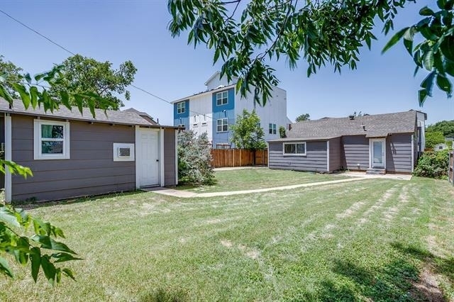 3221 Mccart Avenue - Photo 19