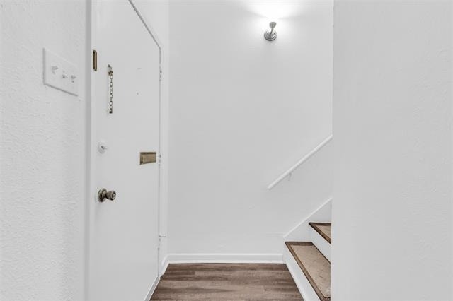7616 Riverbrook Drive - Photo 3