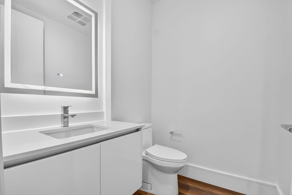 220 Lake Shore Drive - Photo 20