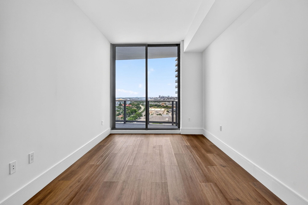 220 Lake Shore Drive - Photo 34