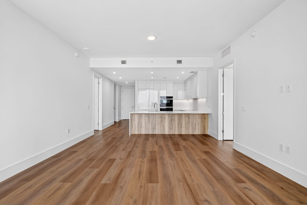 220 Lake Shore Drive - Photo 10