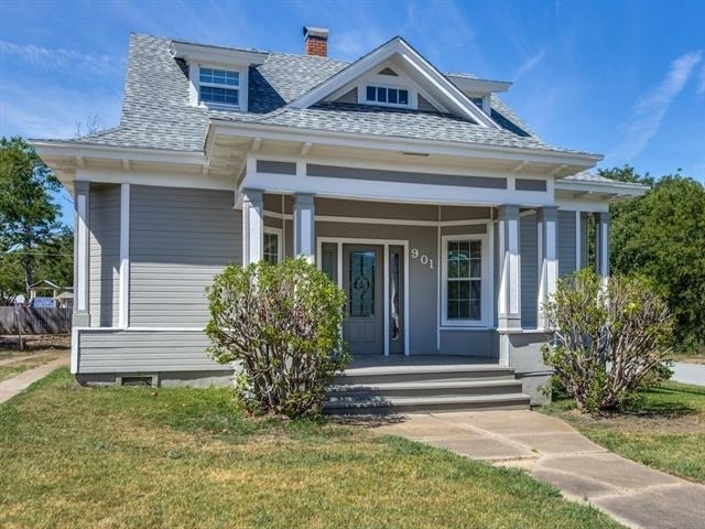 901 W Morton Street - Photo 0