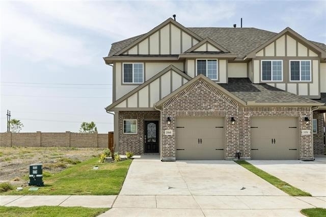 1060 Happy Holly Road - Photo 0