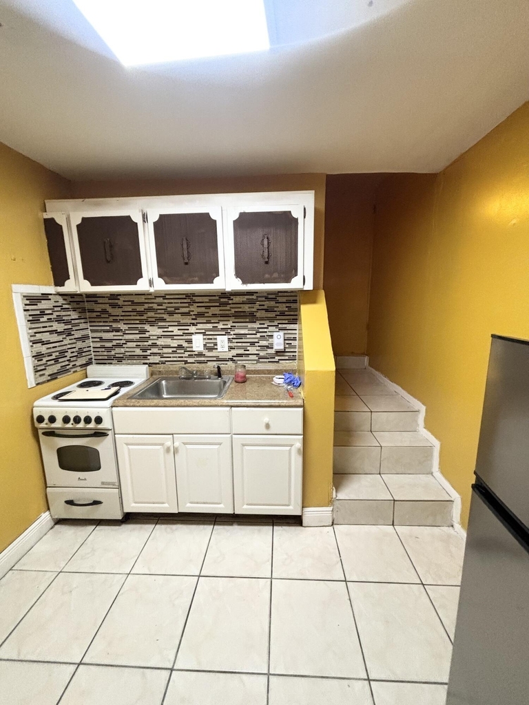 1885 Ne 177th Street - Photo 8
