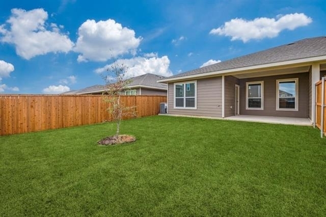 640 Blackland Drive - Photo 11