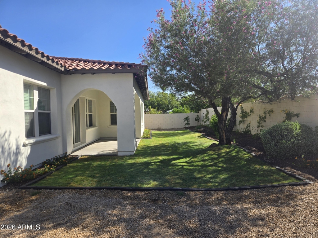 20849 W Werner Place - Photo 30