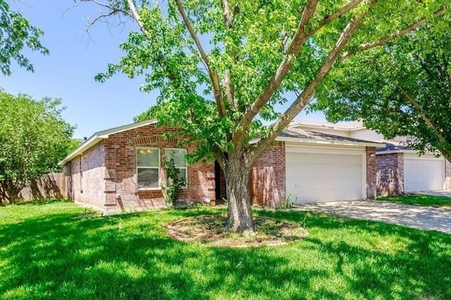 4606 Green Meadow Drive - Photo 2