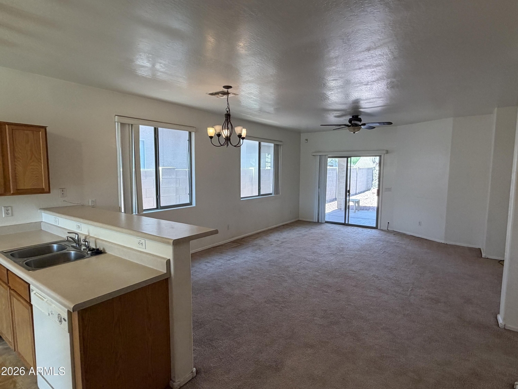 6926 S 37th Glen - Photo 3
