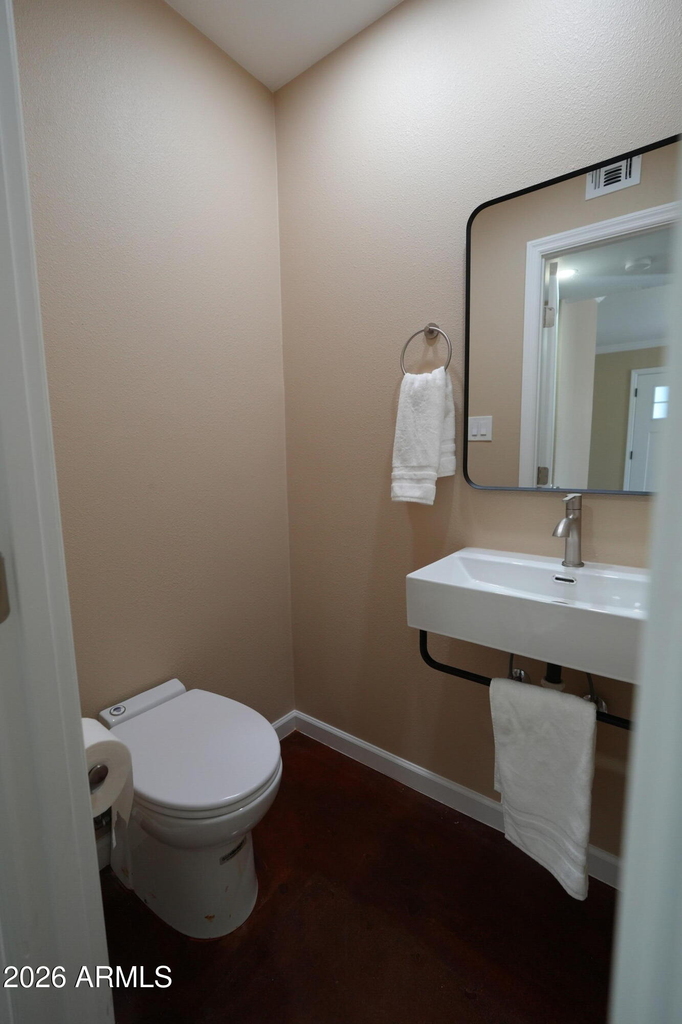 6045 N 79th Street - Photo 8