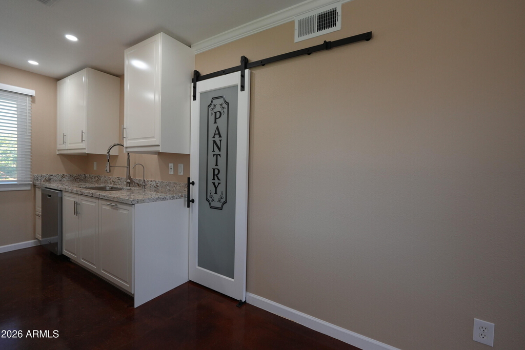 6045 N 79th Street - Photo 2