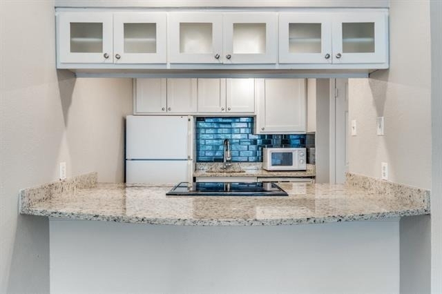 3827 Gilbert Avenue - Photo 4