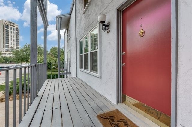 3827 Gilbert Avenue - Photo 13