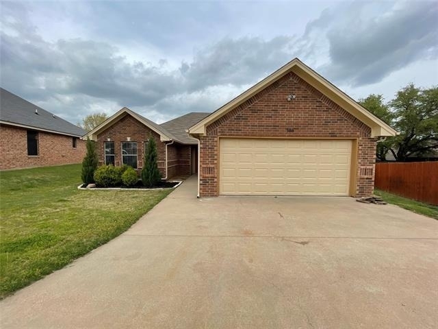 705 Rambling Court - Photo 0