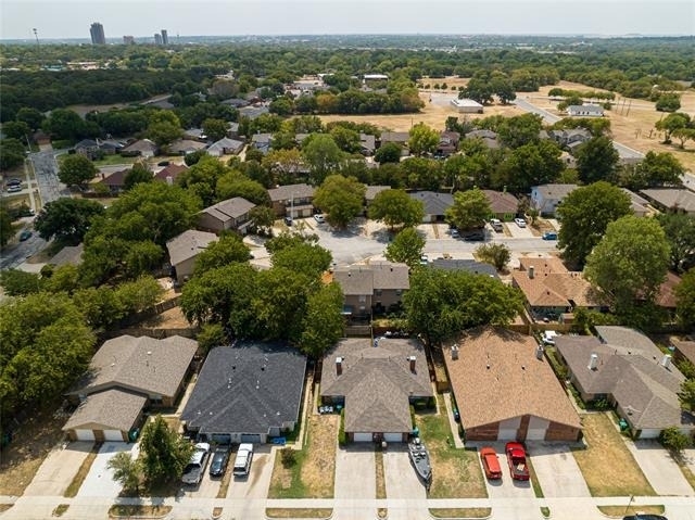 321 Gardenview Street - Photo 2
