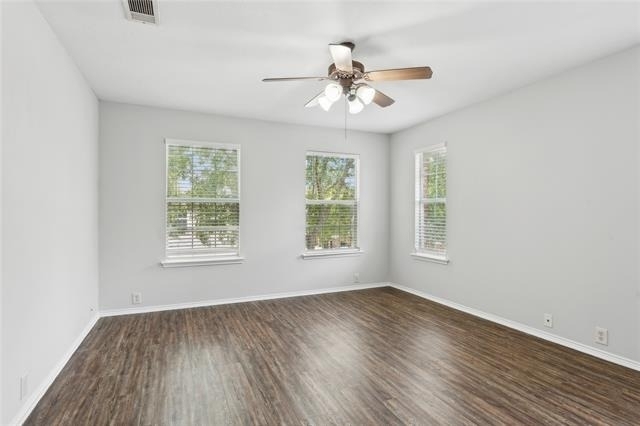 2316 Stoneleigh Place - Photo 15