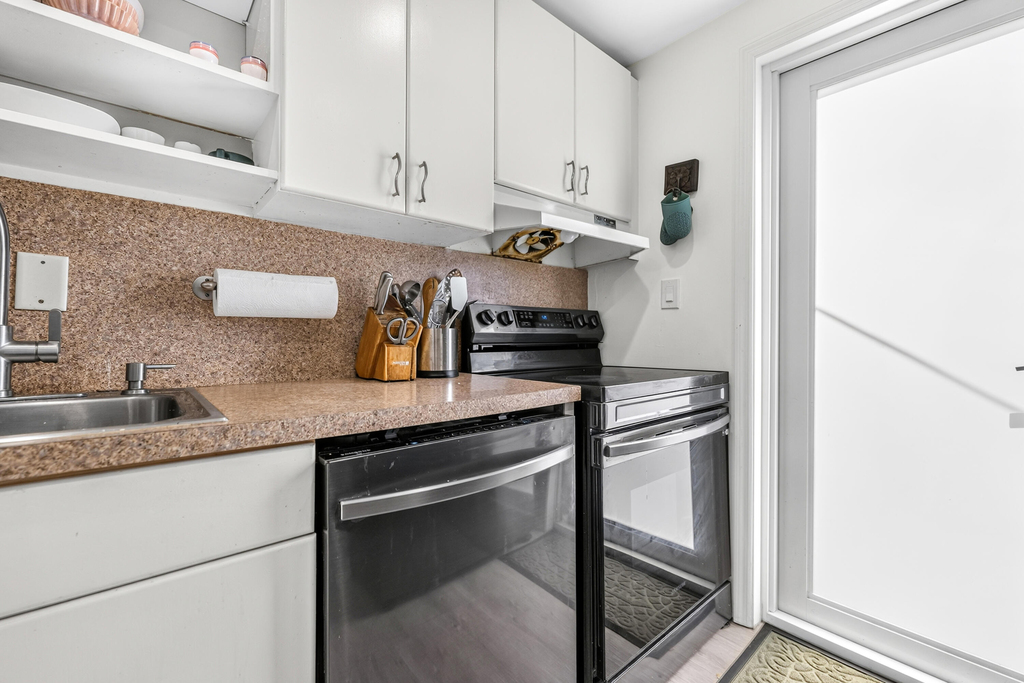8956 Collins Avenue - Photo 19