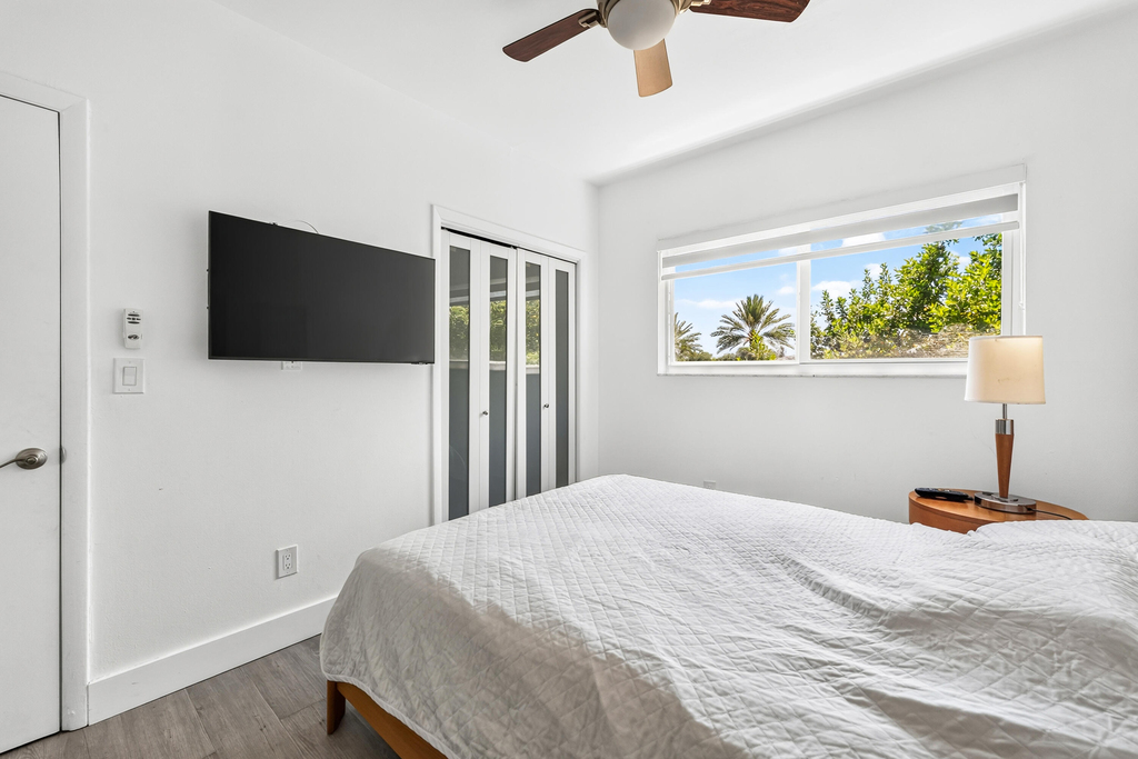 8956 Collins Avenue - Photo 23