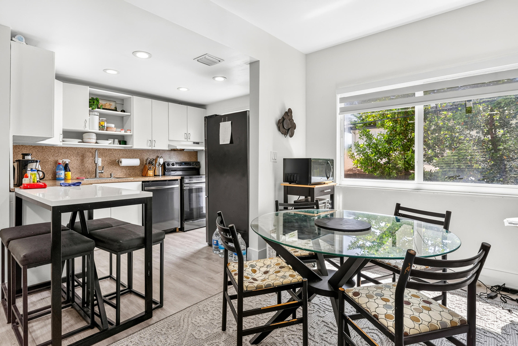 8956 Collins Avenue - Photo 16