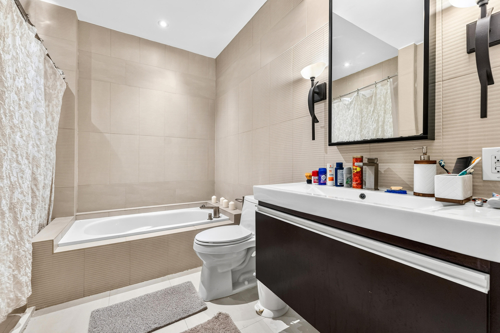 8956 Collins Avenue - Photo 31