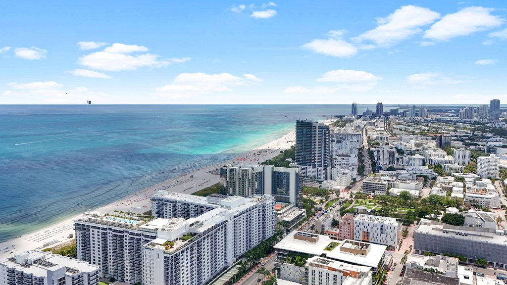 8956 Collins Avenue - Photo 2