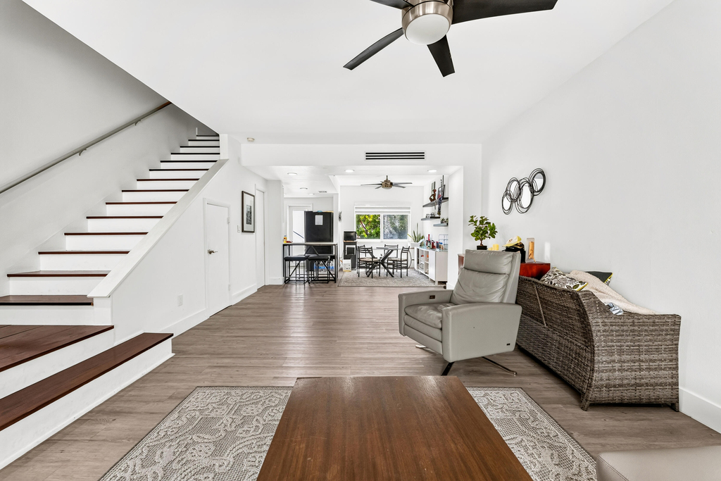 8956 Collins Avenue - Photo 10