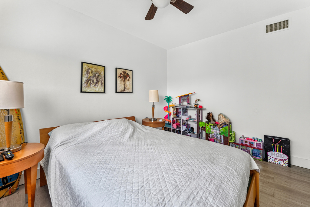 8956 Collins Avenue - Photo 22