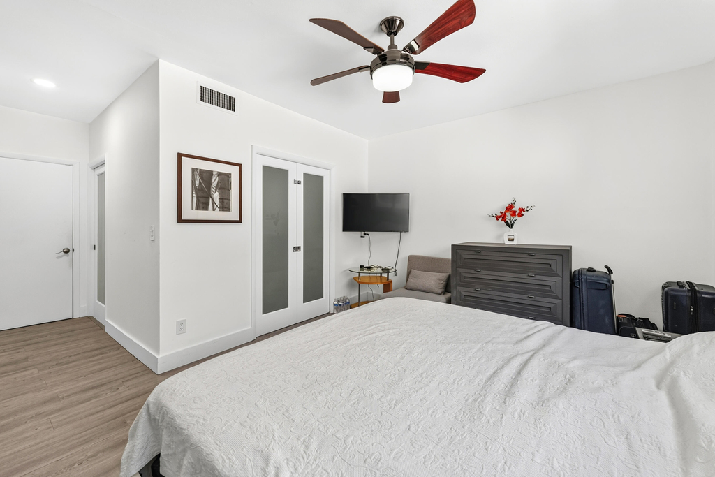 8956 Collins Avenue - Photo 29