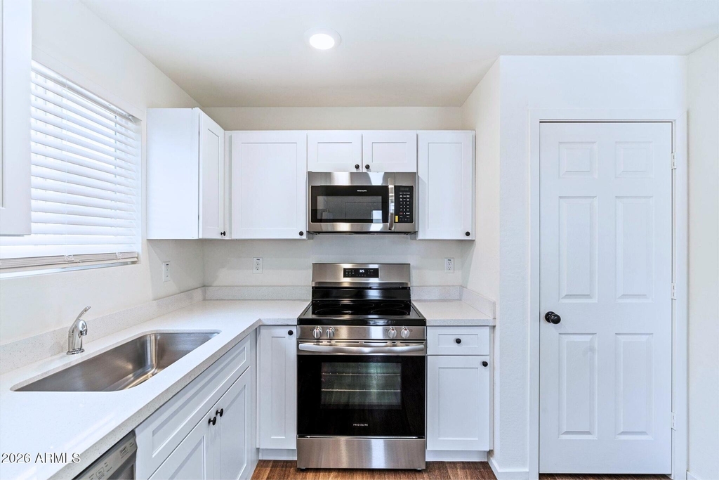1106 E Papago Street - Photo 3