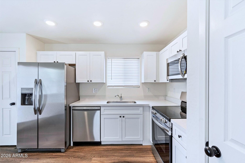 1106 E Papago Street - Photo 2
