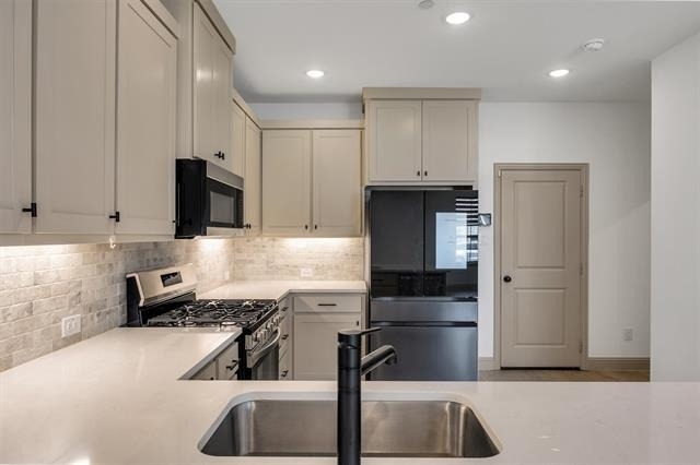 528 4th Street - Photo 9