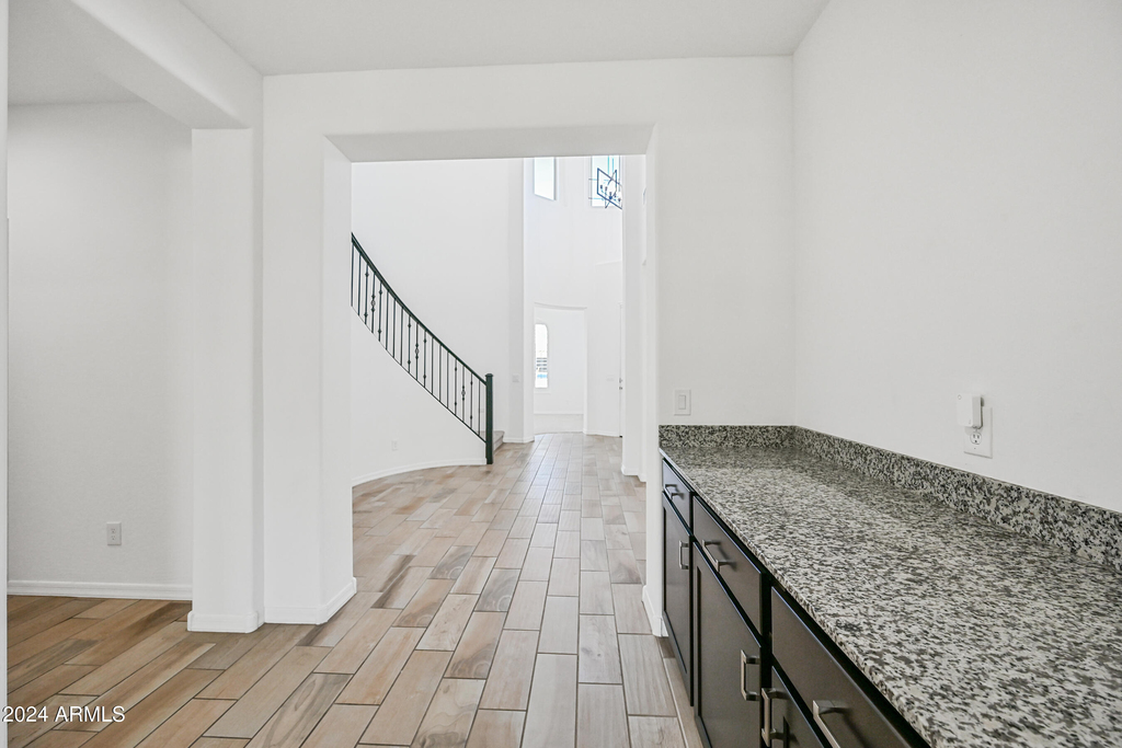 14049 W Desert Hollow Drive - Photo 20