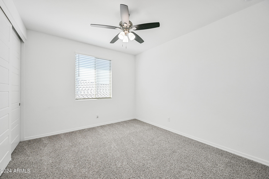 14049 W Desert Hollow Drive - Photo 33