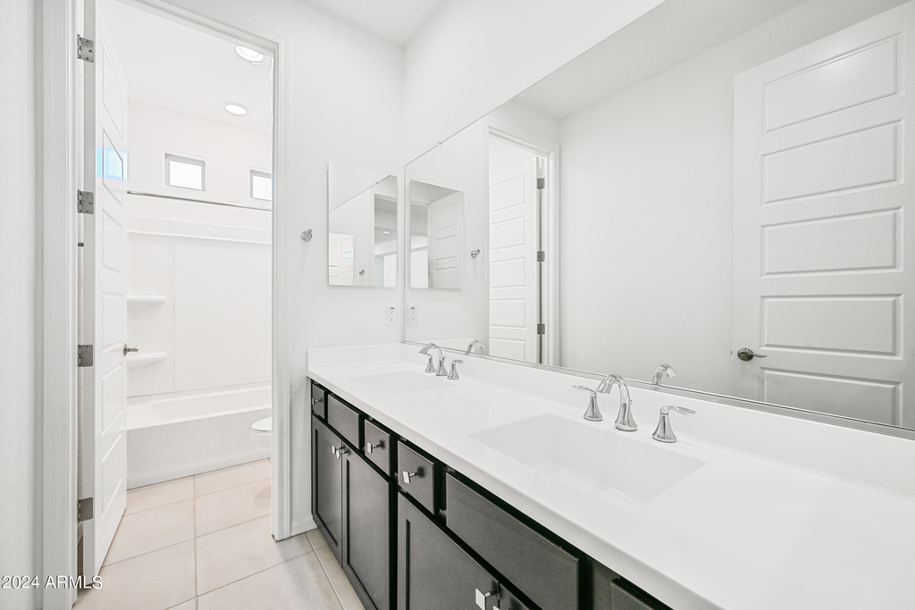 14049 W Desert Hollow Drive - Photo 37