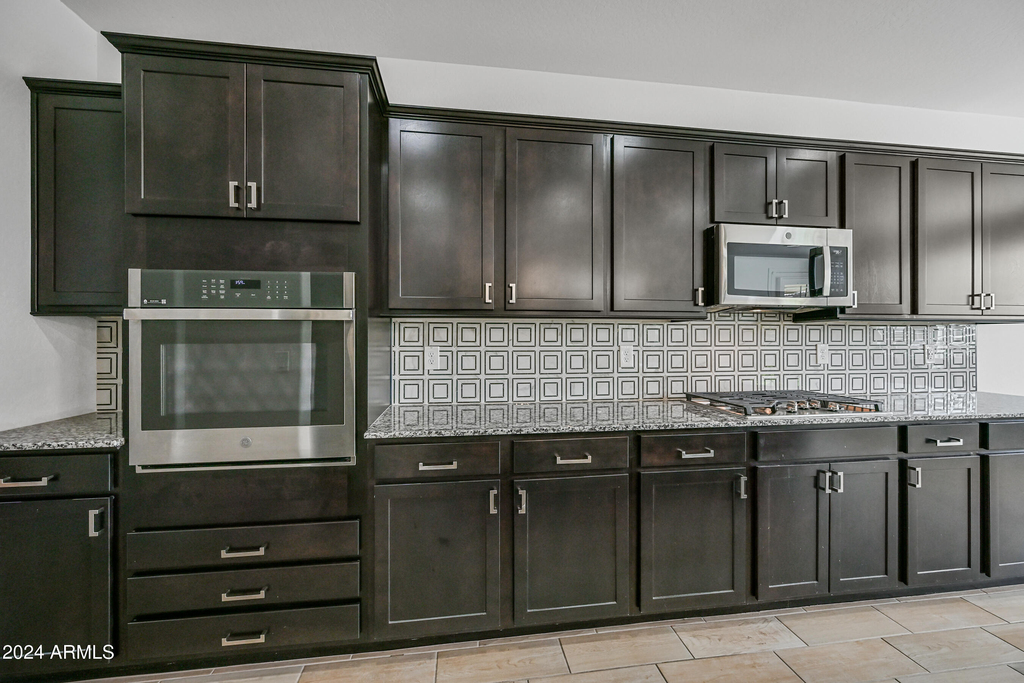 14049 W Desert Hollow Drive - Photo 9