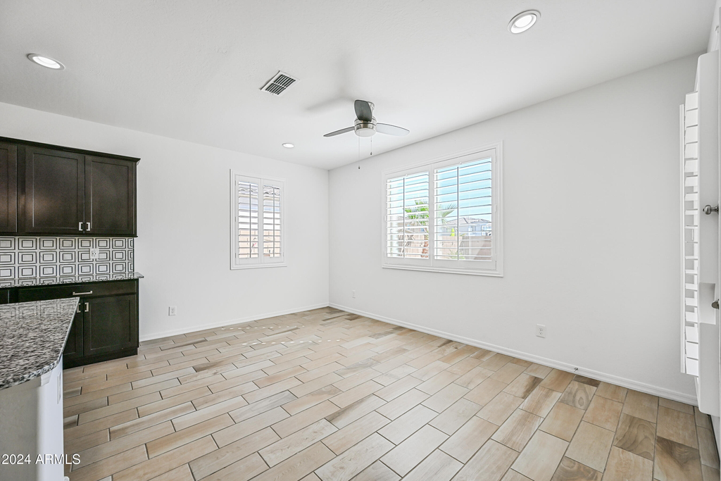 14049 W Desert Hollow Drive - Photo 12