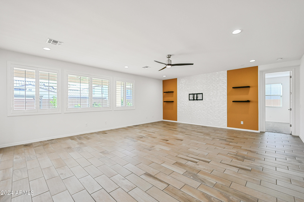 14049 W Desert Hollow Drive - Photo 3