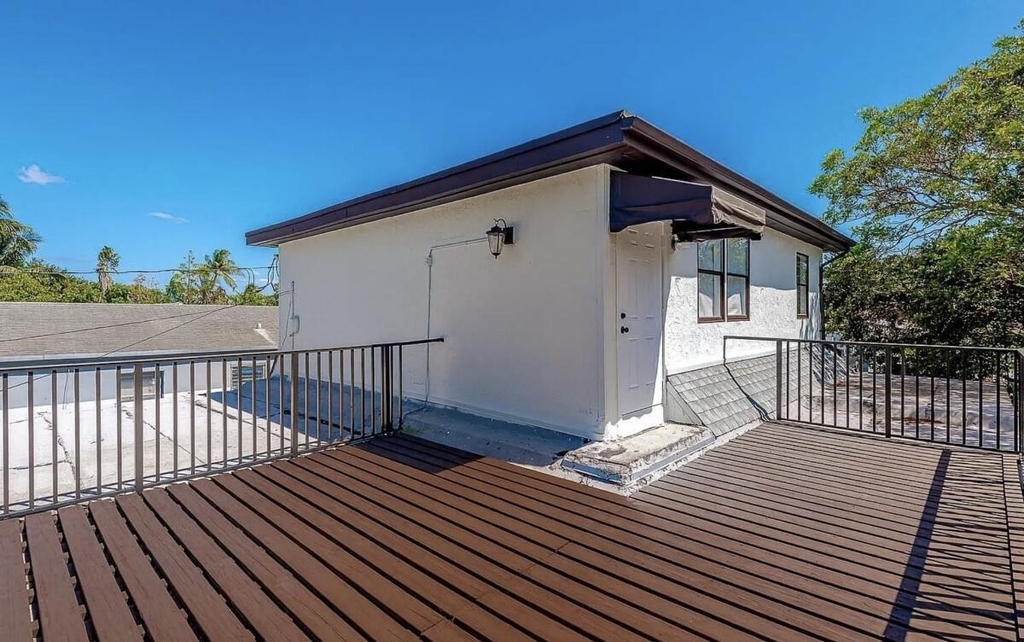 2447 Roosevelt Street - Photo 3