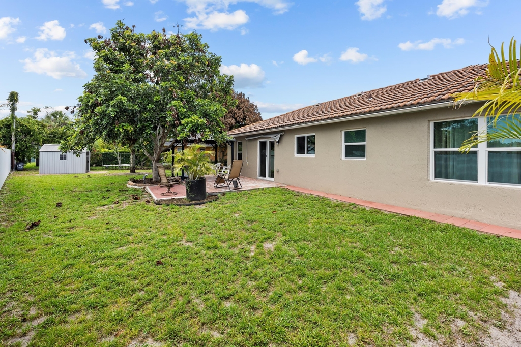 265 Sw Dalton Circle - Photo 23